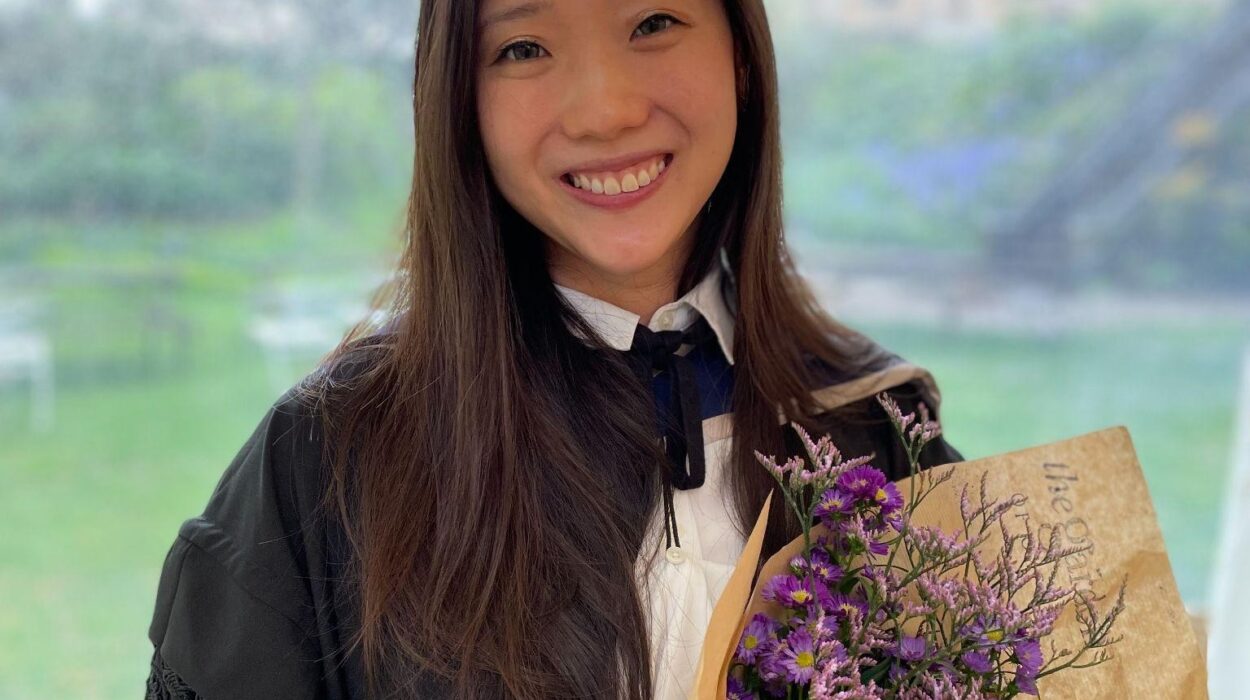 Ms Stephanie Teh